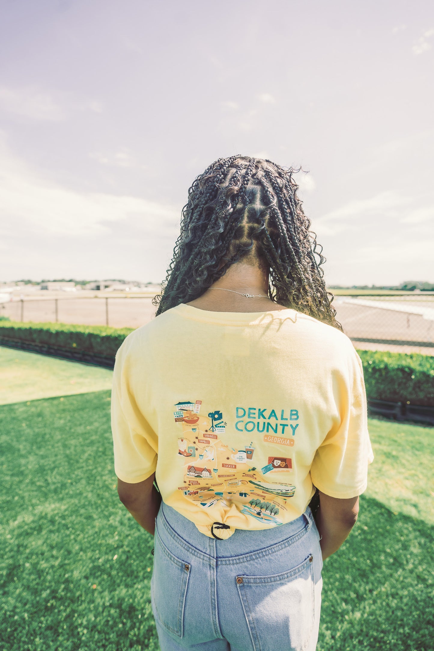 Street Art Spirit | Yellow & Dark Blue Short Sleeve (Mural Design)