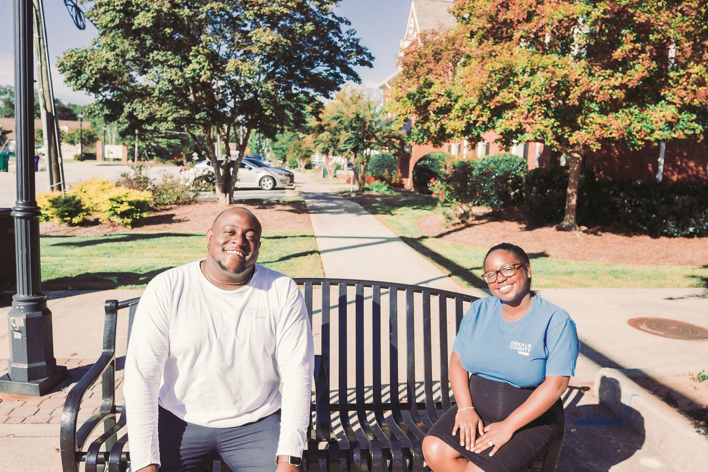 Street Art Spirit | Yellow & Dark Blue Short Sleeve (Mural Design)